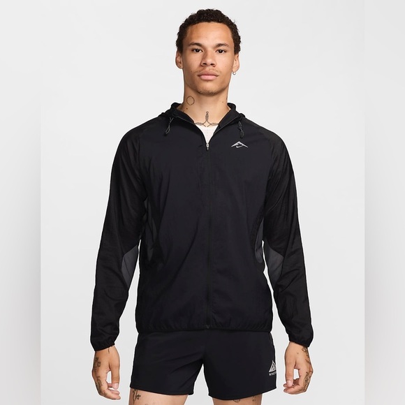 Nike Trail Aireez Men's Running Jacket. Medium. NWT! - Picture 1 of 10